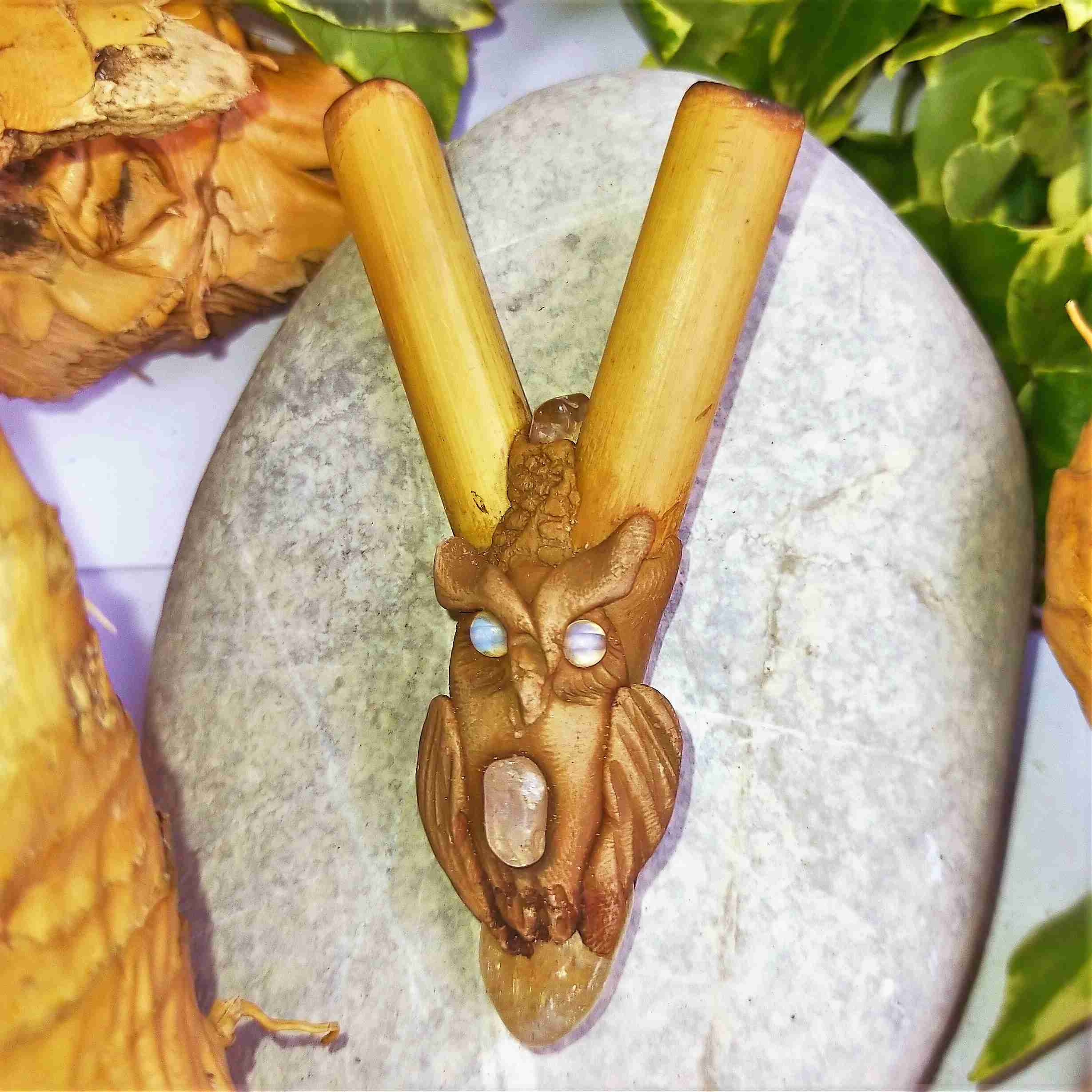 Kuripe Bambu Totem GUFO Amuleto con Pietre potenti Kuripe Totem GUFO Amuleto Pietre potenti